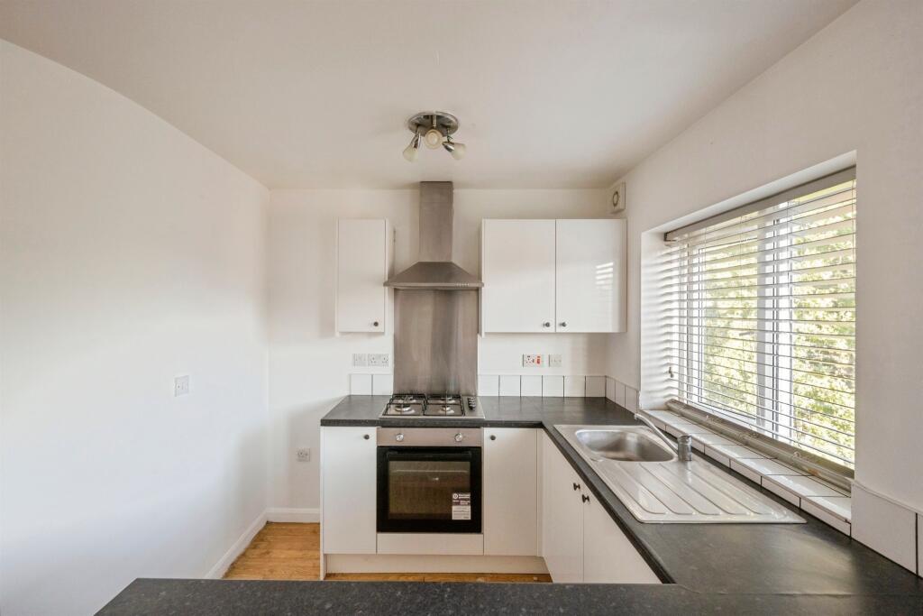 House in Barnsley, South Yorkshire - More