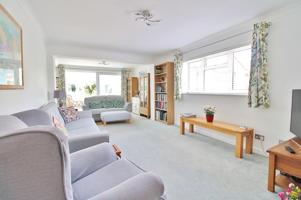 House in Fareham, Hill Head - More