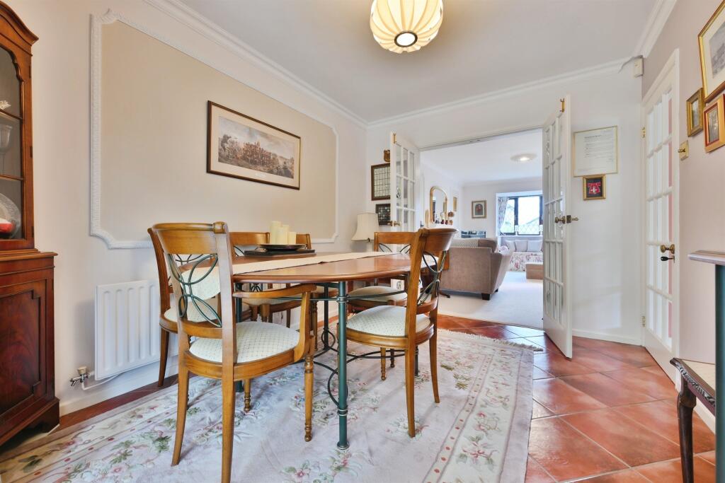House in St Albans - View 5