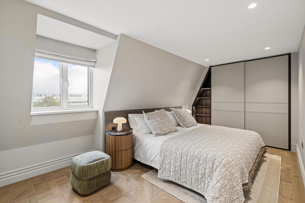 Apartment in London - More
