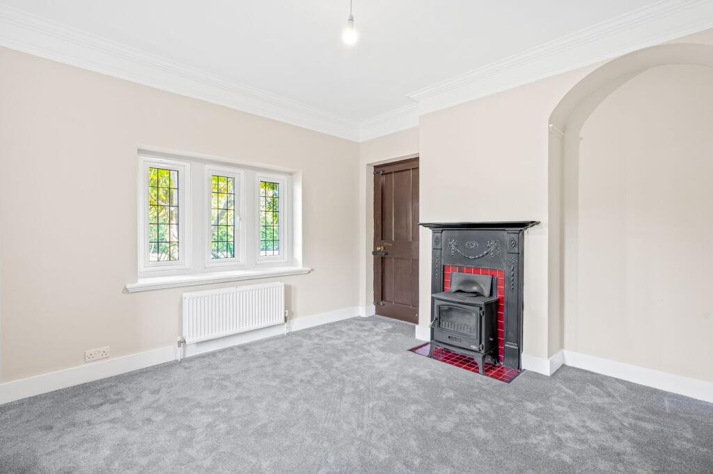 House in Spelthorne, Surrey - View 5