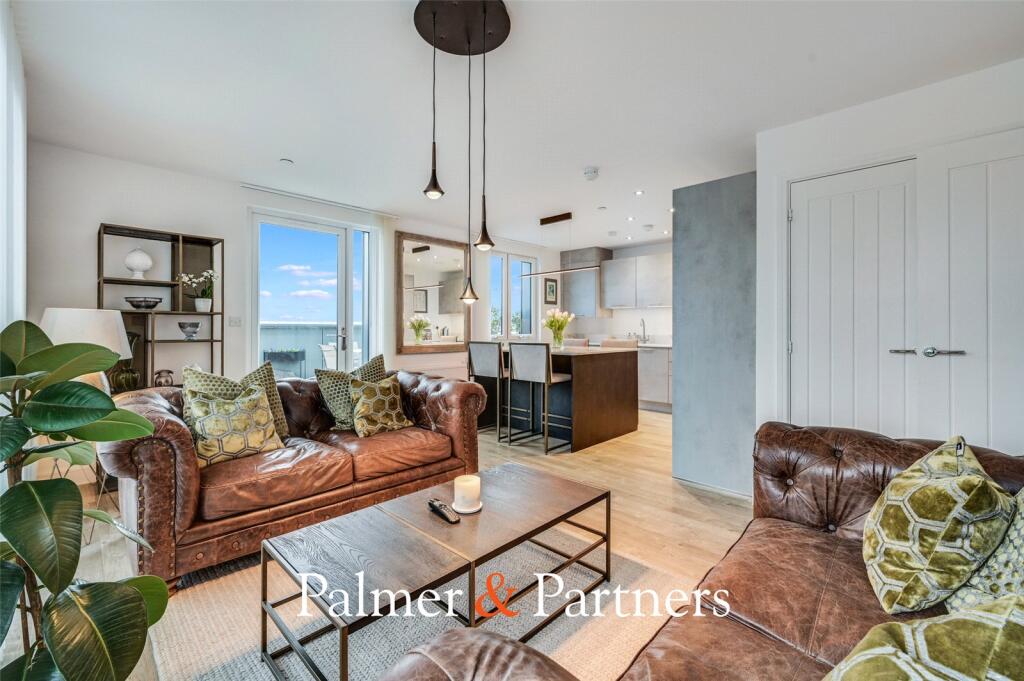 Main image of property: Wharf Road, Chelmsford, Essex, CM2