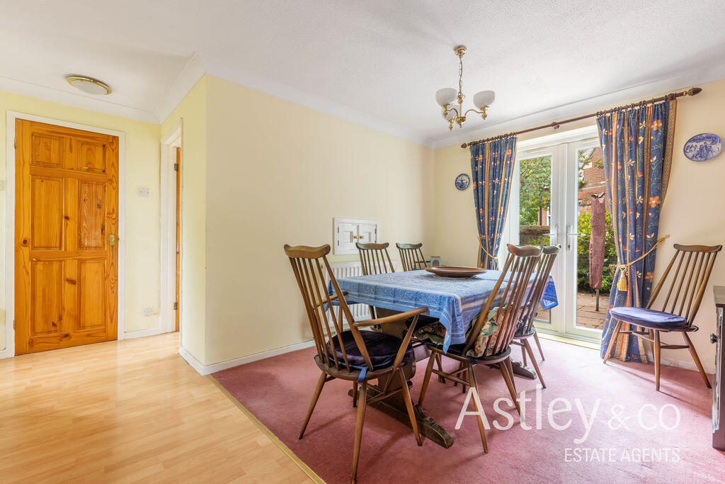 House in Broadland, Old Catton - More