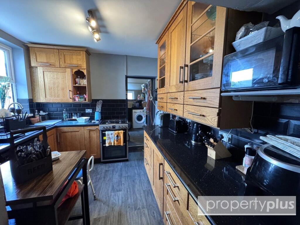 House in Tonypandy, Penygraig, Pen-y-graig - View 2