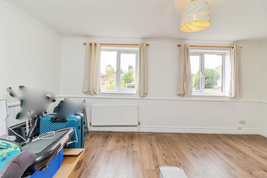 Apartment in Bedford, Central Bedfordshire - View 4
