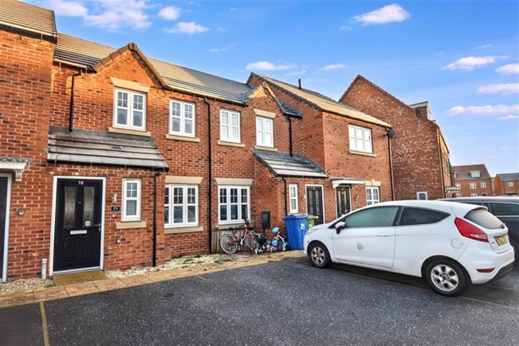 Main image of property: 2 bedroom Semi Detached House in Harper Hill Gardens, Harworth