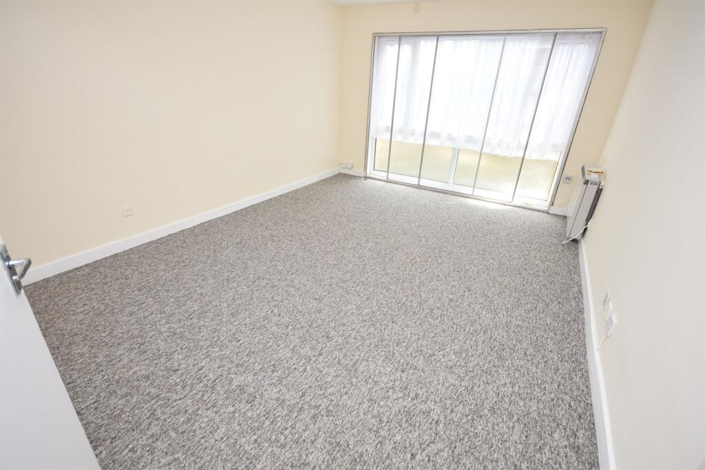 Apartment in Chelmsford, Moulsham - More