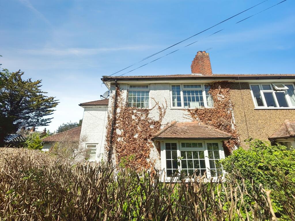 Main image of property: The Parade, KT18