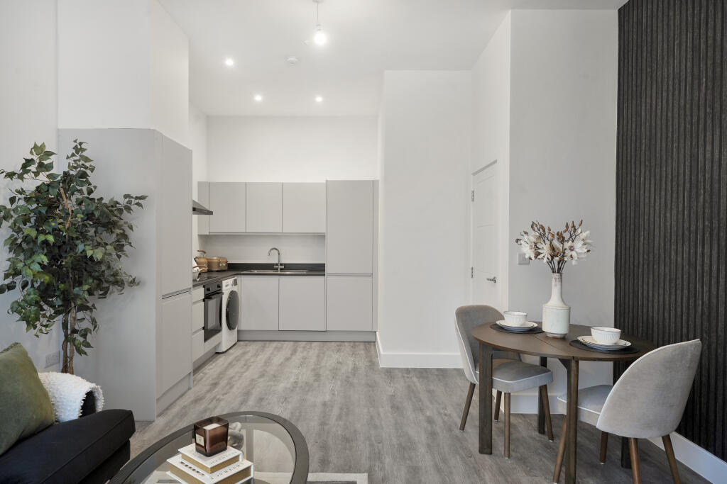 Apartment in Harlow, Essex - View 2