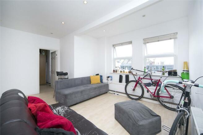 Apartment in London - View 5