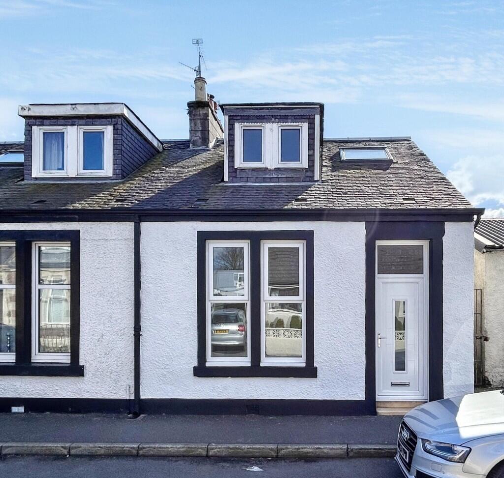 Main image of property: 24 Ailsa Street East, Girvan, Ayrshire, KA26 9DF
