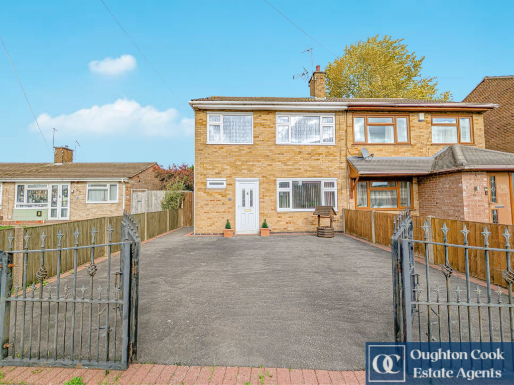3-bed semi-detached on Bede Road, Bedworth, CV12 8HE, £200,000