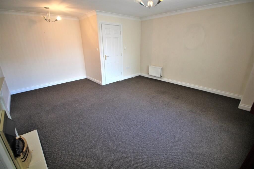 Rushmore Drive, Widnes, Cheshire, WA8 photo 3
