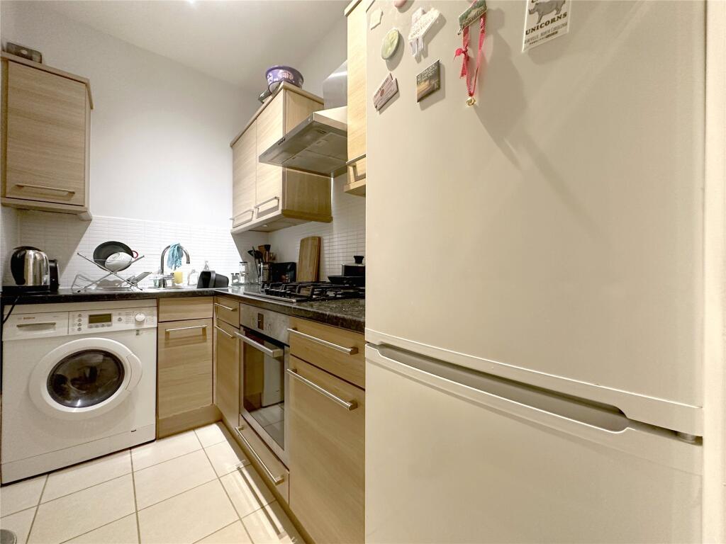 Apartment in Exeter - View 3