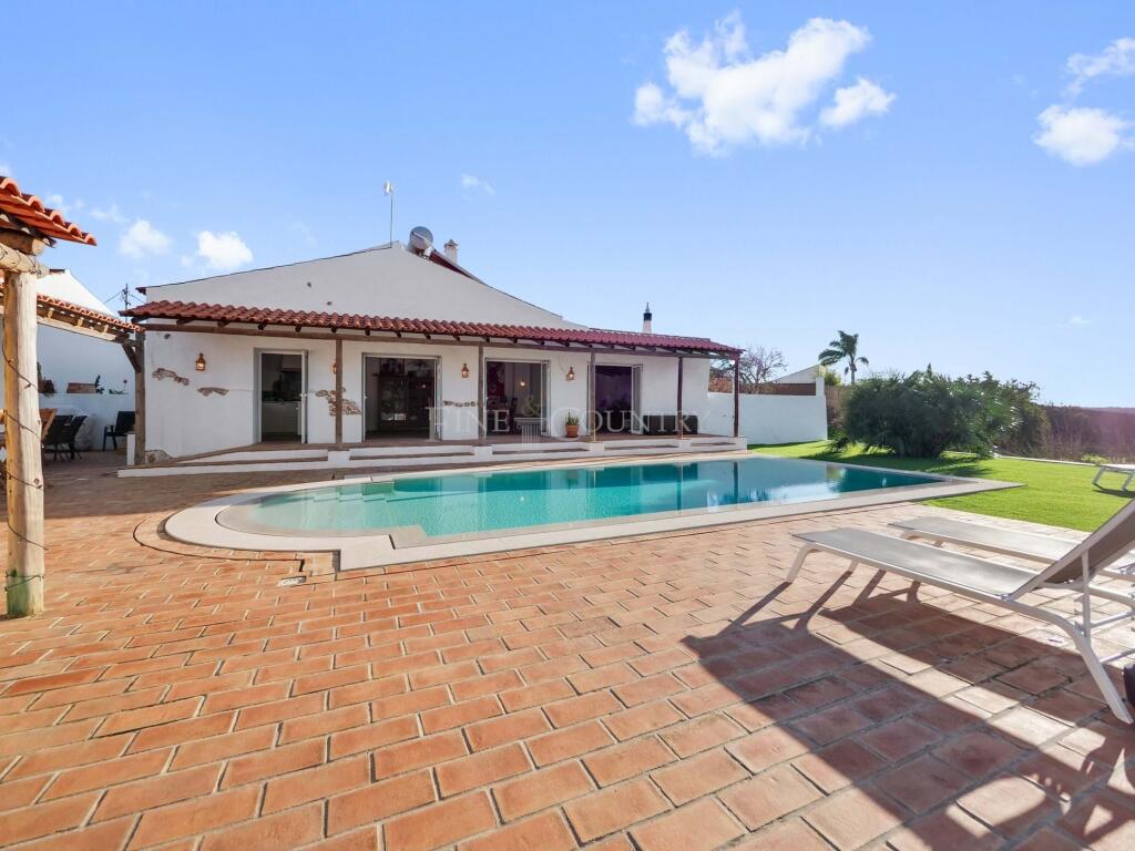 Main image of property: Algarve, São Bartolomeu de Messines