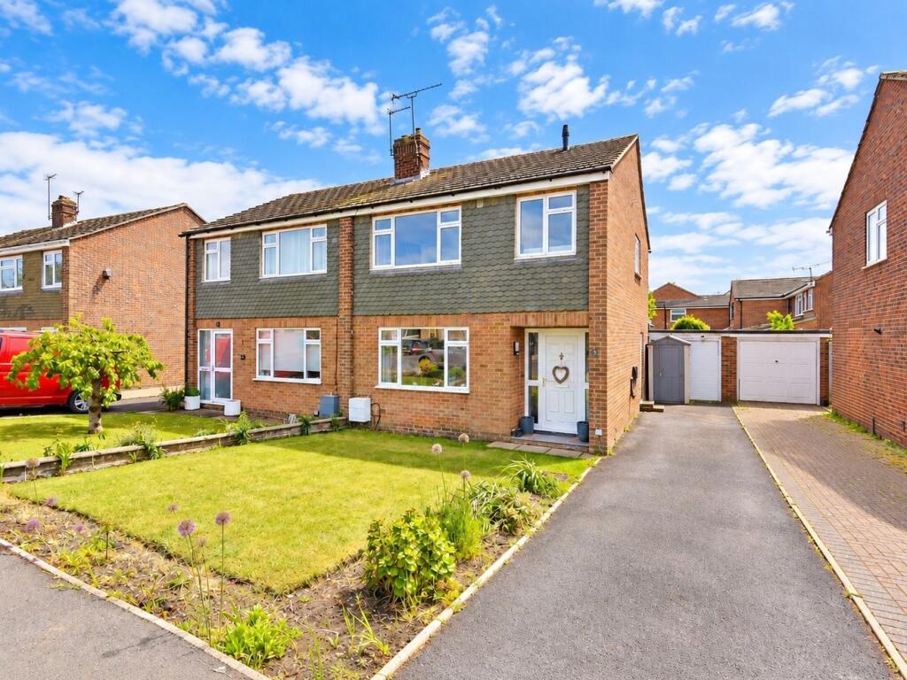 Main image of property: Holliers Close, Thame