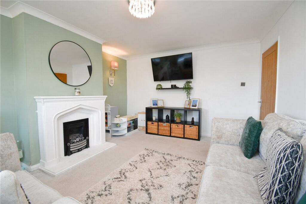 House in Pensby, Liverpool City Region - More