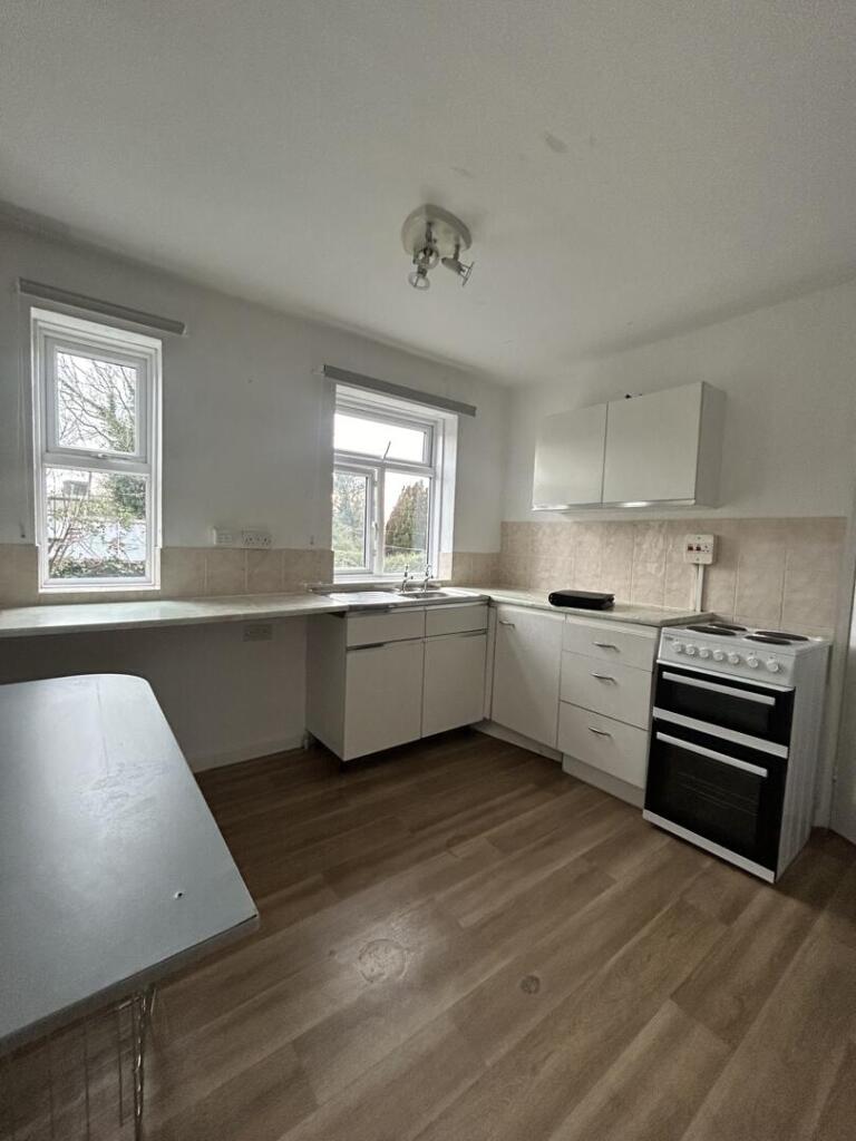 Main image of property: High Street, Gillingham