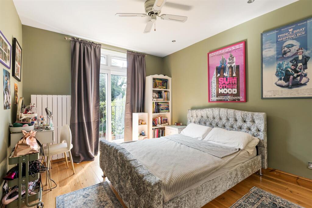 House in London, Woodford Green - View 6