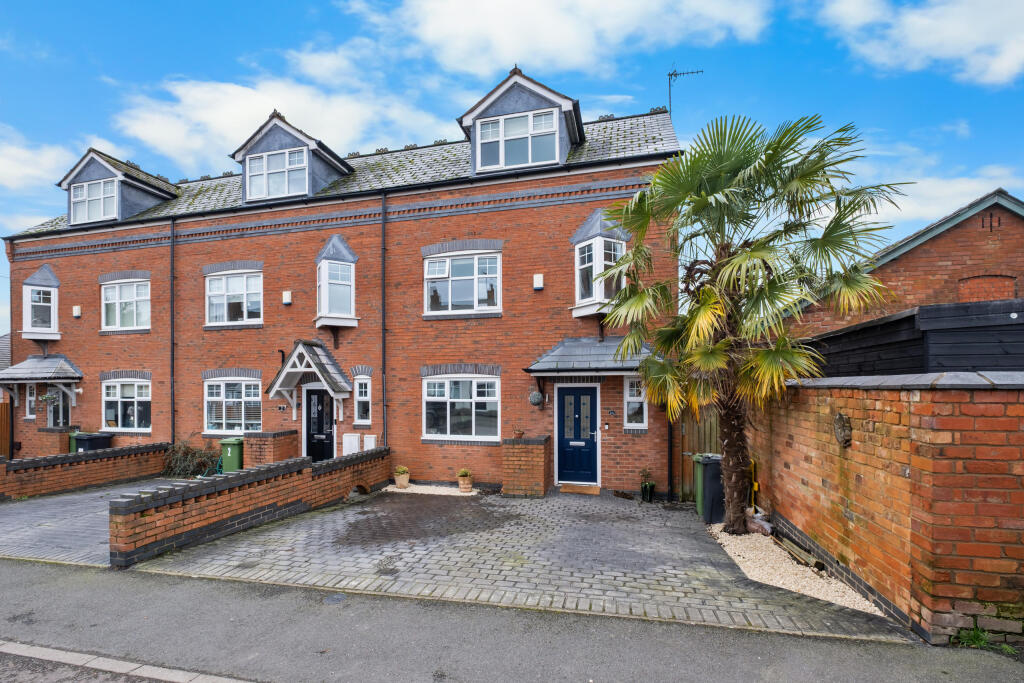 Main image of property: South Road, Bromsgrove B60 3EL