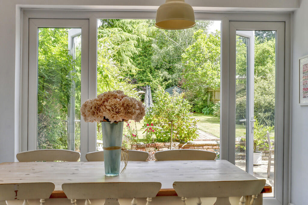 Ashley Gardens, Rusthall photo 4