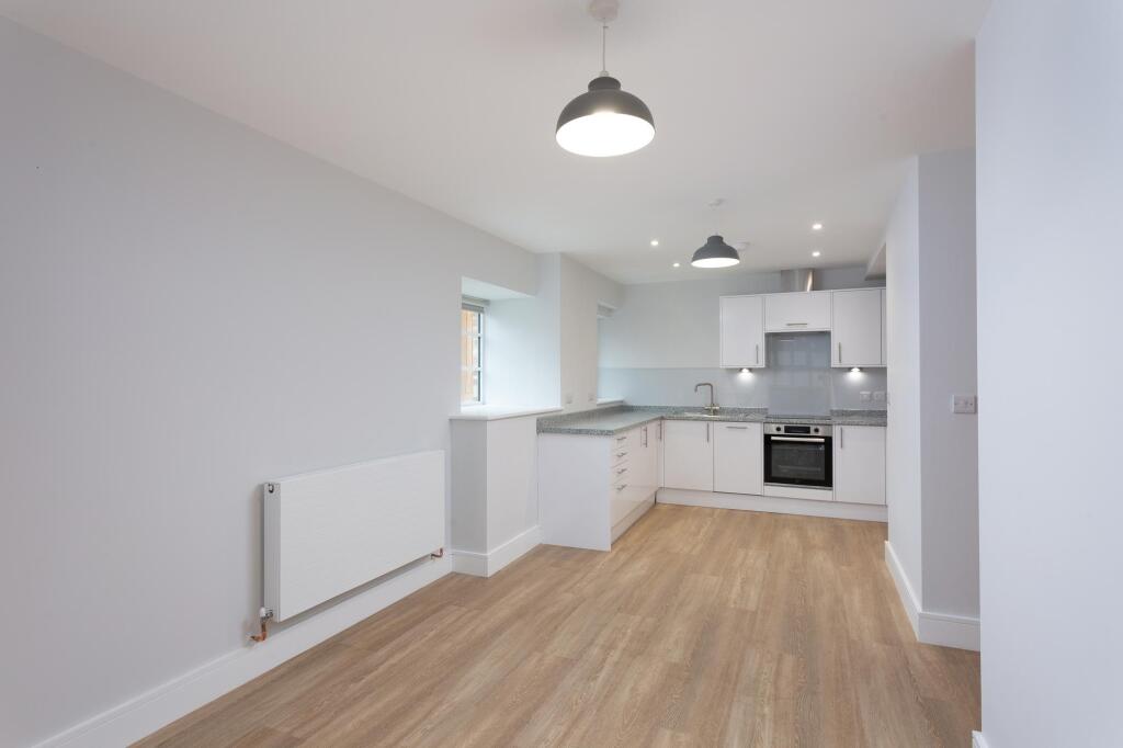 Apartment in York - View 2