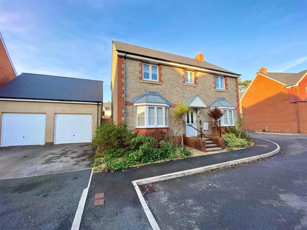 Main image of property: Llys Y Fedwen, Parc Derwen, Coity, Bridgend, CF35 6DZ