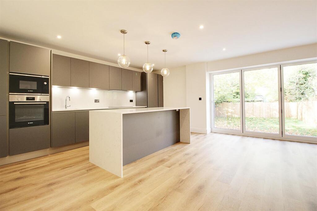 Additional image 24 of Chiswell Green, St Albans