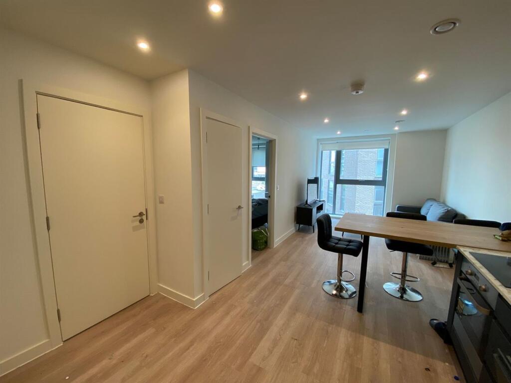 Main image of property: 3 New Kings Head Yard, Salford