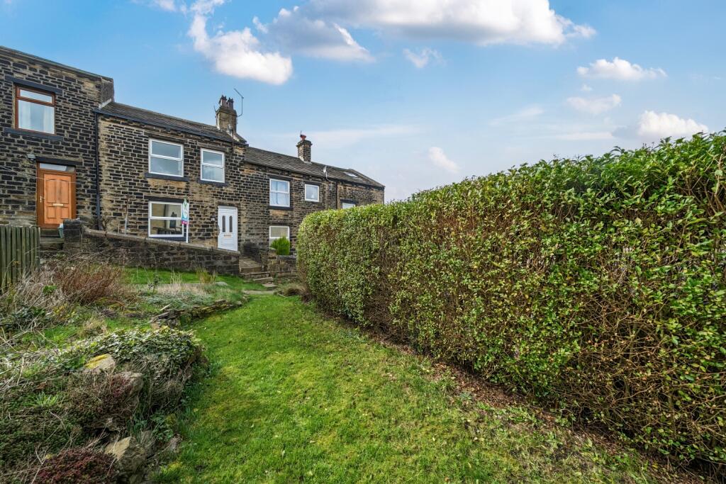 2-bed terraced on Spring Terrace, Sowerby Bridge, West Yorkshire, HX6, £185,000