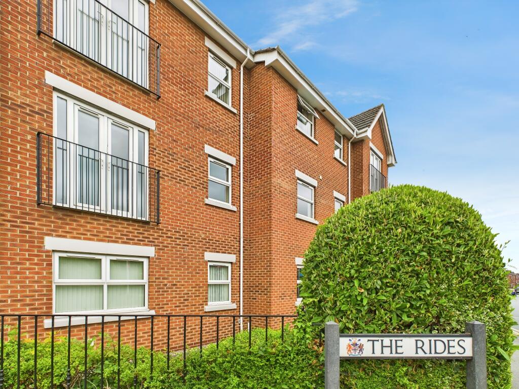 2-bed flat on The Rides, Haydock, WA11, £95,000