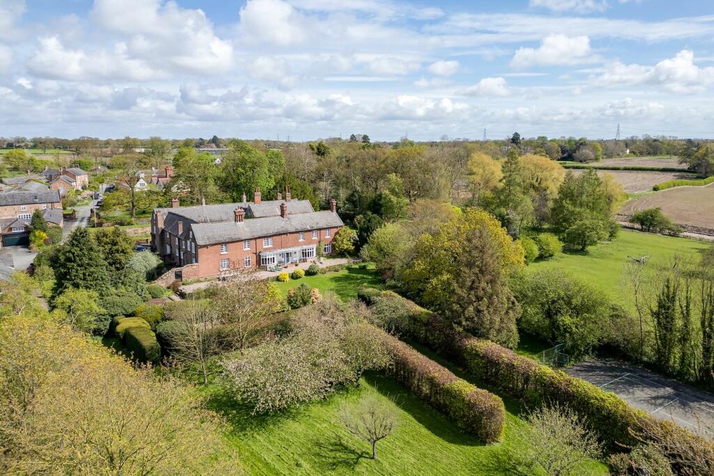 Old Hall Lane, Puddington, CH64 photo 2