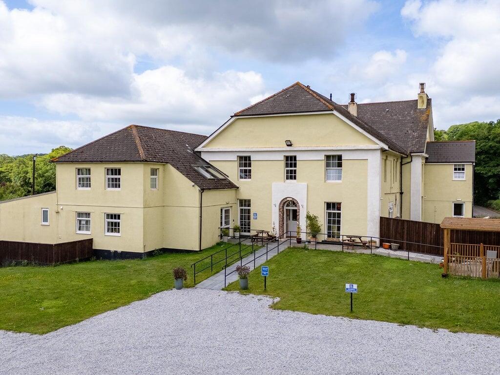 Main image of property: Ermington House, Ermington, Ivybridge, PL21 0LQ