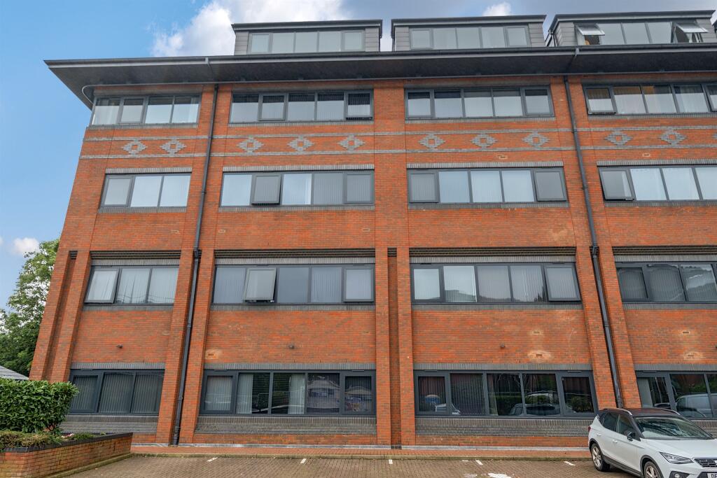 Additional image 12 of Everard Close, St. Albans