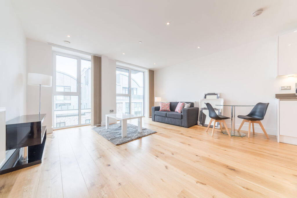 Main image of property: Thanet Tower, Canning Town, London