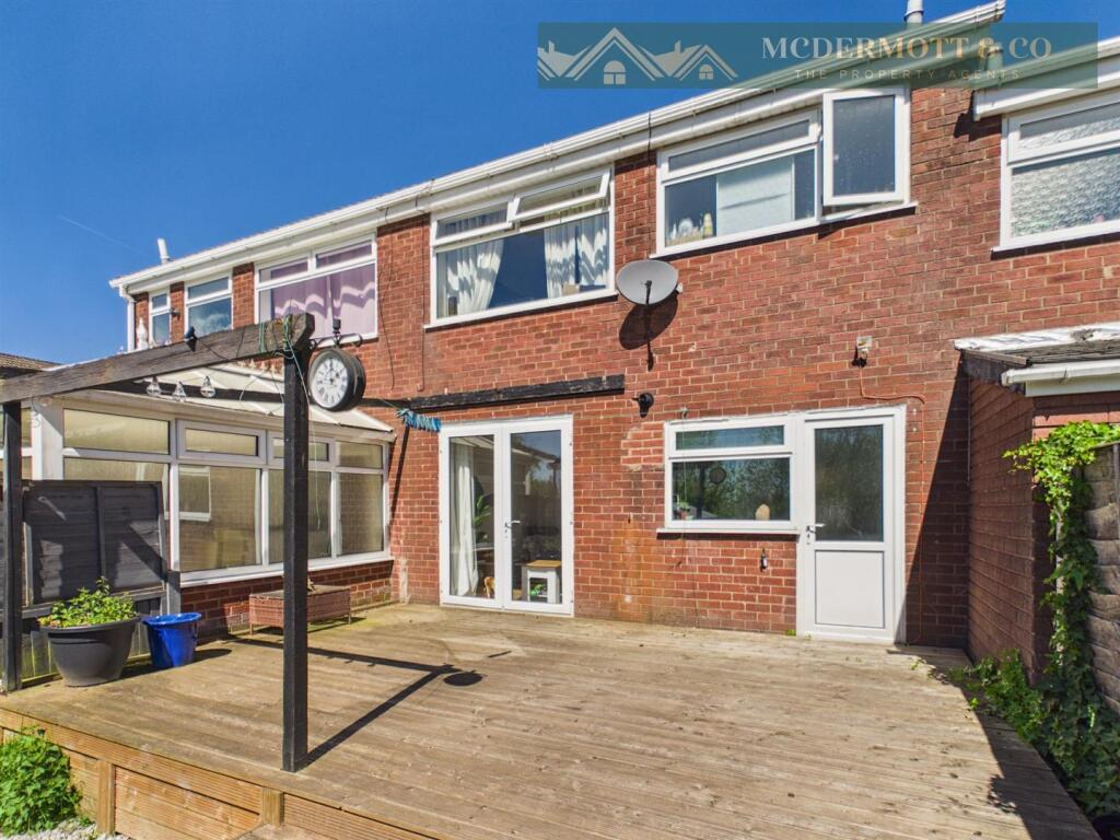 Main image of property: Lynwood Drive, Oldham