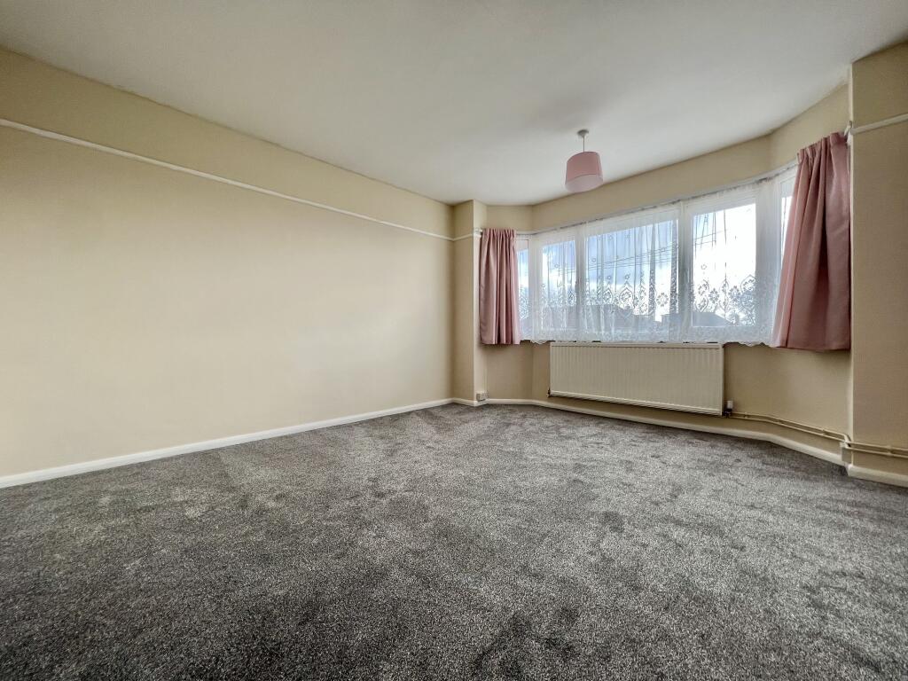 Apartment in Canterbury - View 4