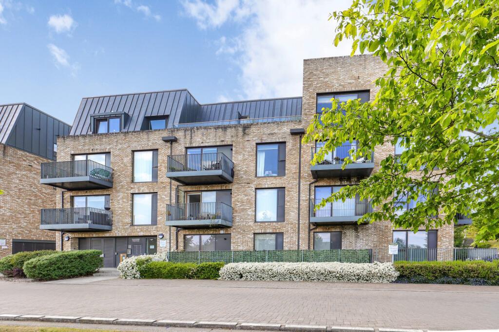 Apartment in London - View 2