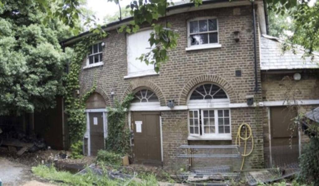 Main image of property: Ruskin Park Former Stable Block, Ruskin Park, Denmark Hill, London, SE5 9AW