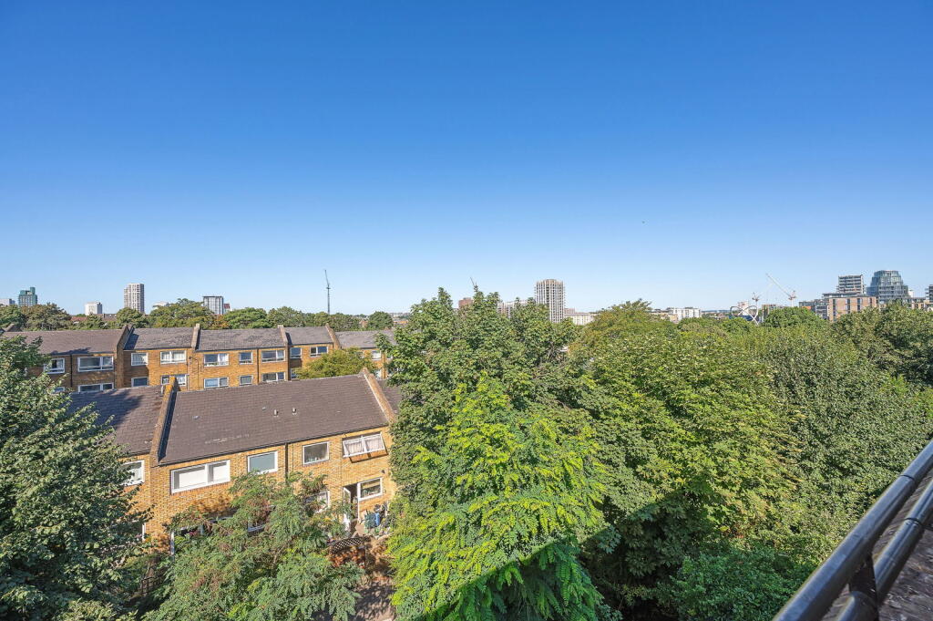 Apartment in London - View 4