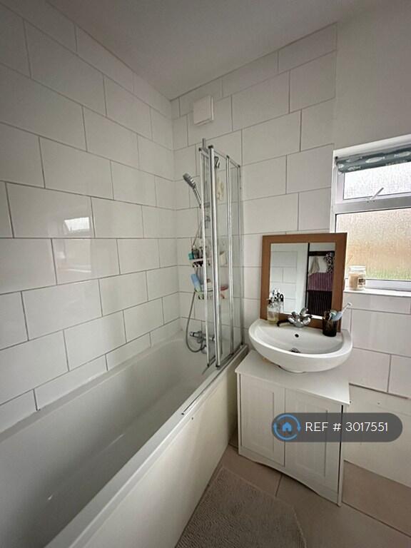 Apartment in Nottingham - More