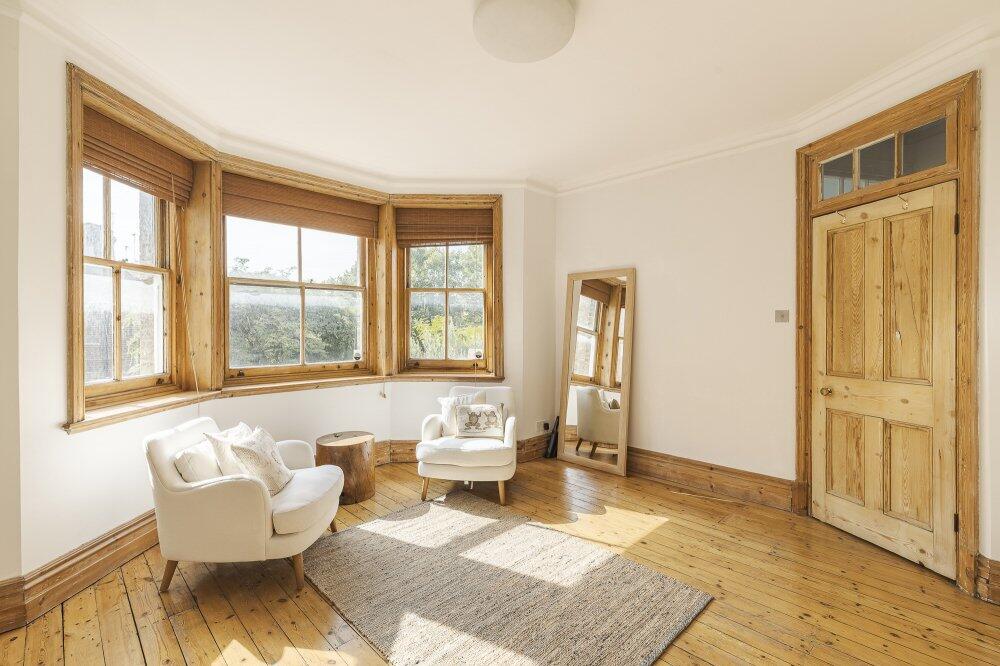 Main image of property: King Edward Mansions, Fulham Road, Hammersmith and Fulham, London, SW6