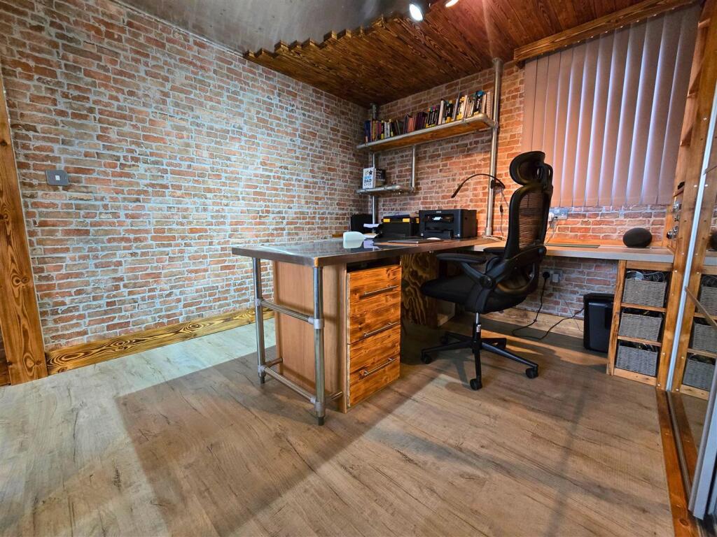 Additional image 12 of Laburnum Close, Burnley