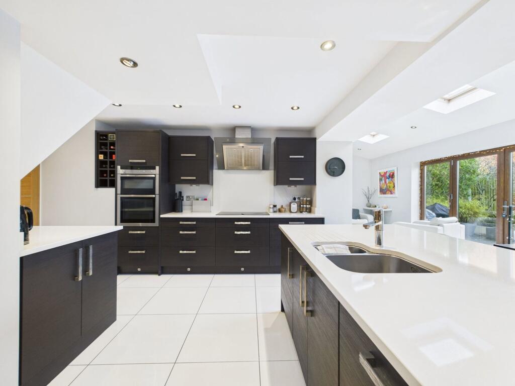 Byron Road, Lydiate, L31 photo 3