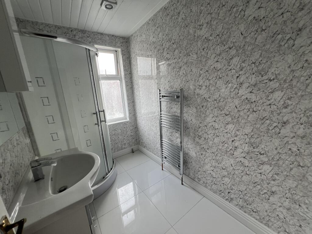 House in Nottingham, Radford - View 5