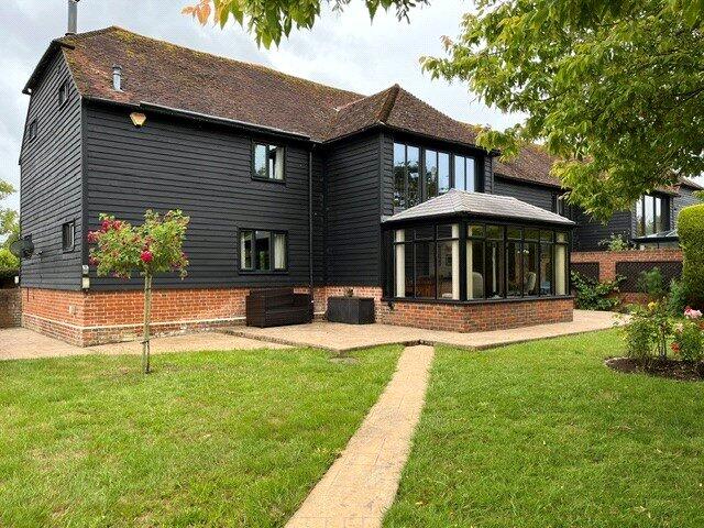 Main image of property: Maidstone Road, Hadlow, Tonbridge, Kent, TN11