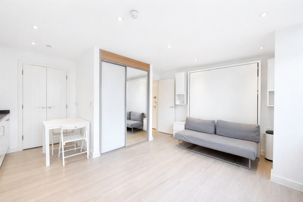 Apartment in St Albans - View 3