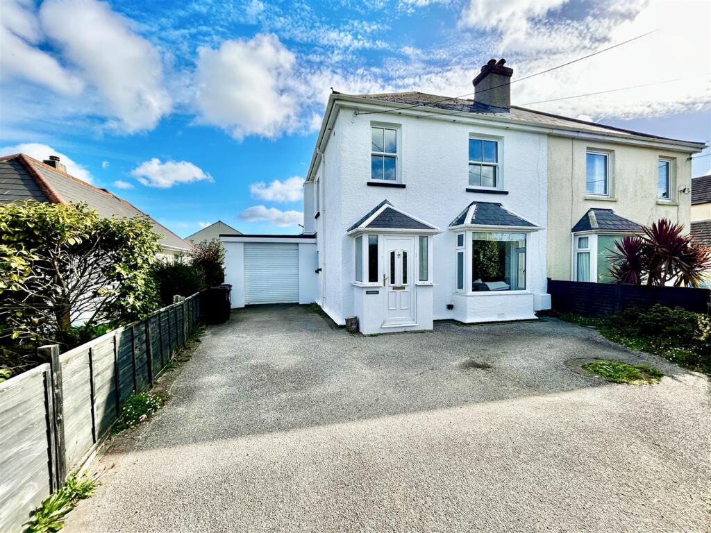 3-bed semi-detached on Treliever Road, Mabe Burnthouse, Cornwall, £415,000