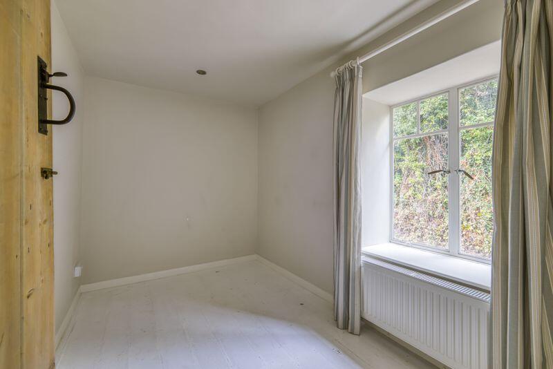 Additional image 22 of Pretty period property in Bruton