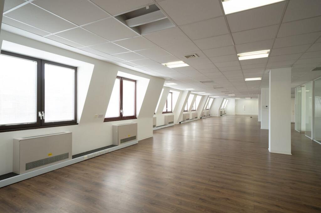 Main image of property: Applemarket House, 17 Union Street, Kingston upon Thames, KT1 1RR